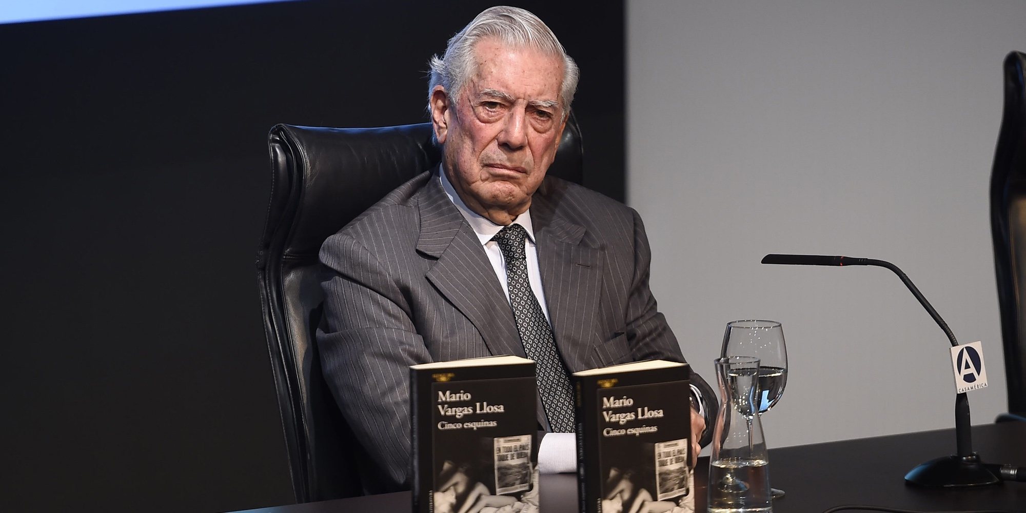 Mario Vargas Llosa defiende el sexo en la vejez: "No desaparece, solo se espacia más"