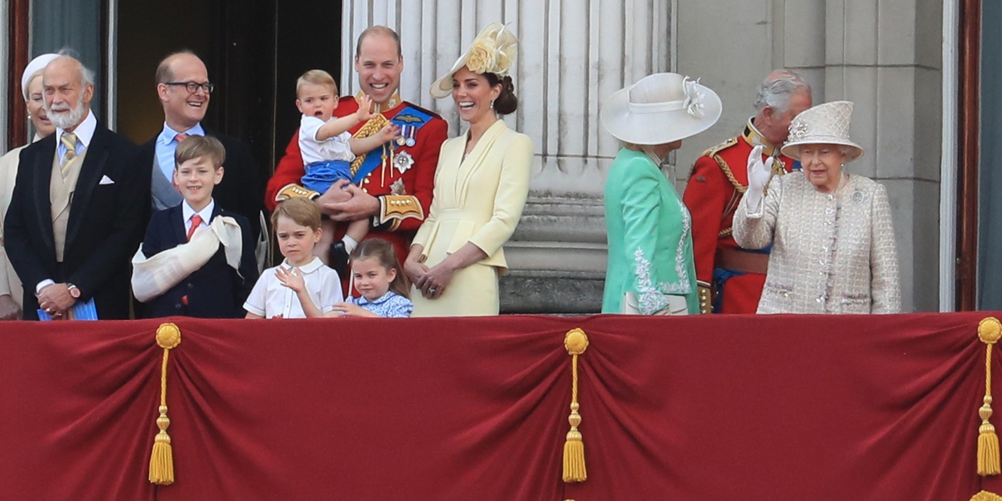 El Príncipe Luis de Cambridge, inquieto y expresivo en su debut en Trooping the Colour 2019