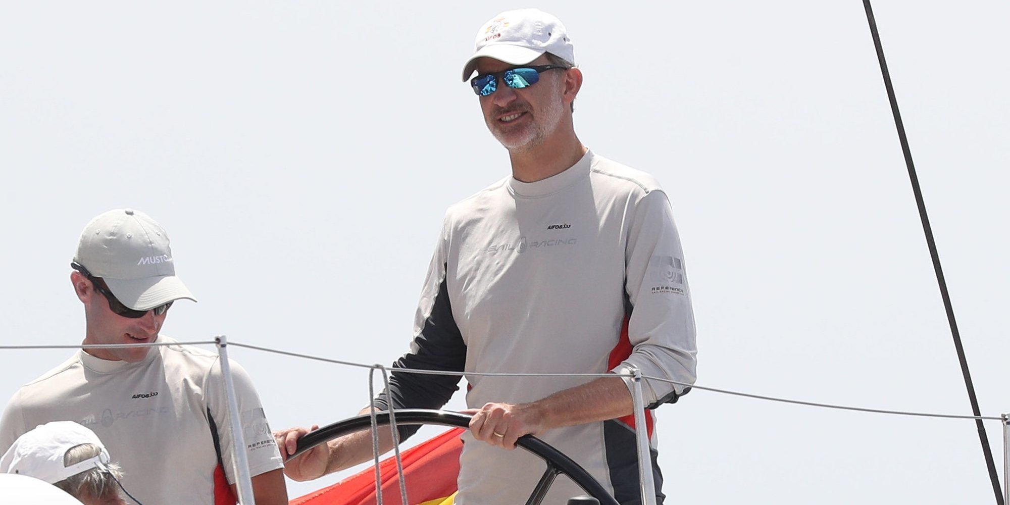 El curioso encuentro del Rey Felipe en el mar en su primera regata de la Copa del Rey de Vela 2019