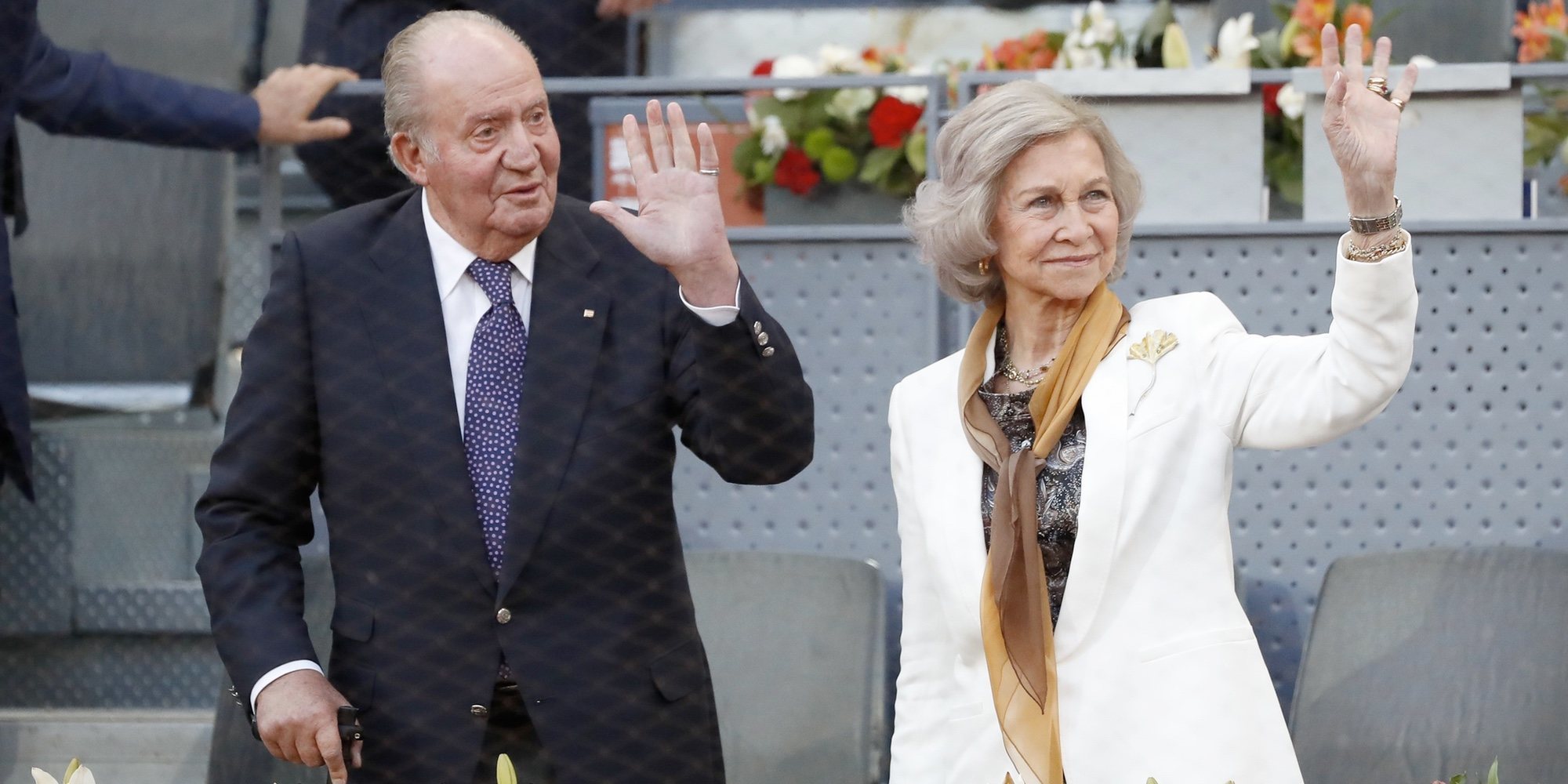 Las contradicciones sobre la reconciliación de los Reyes Juan Carlos y Sofía