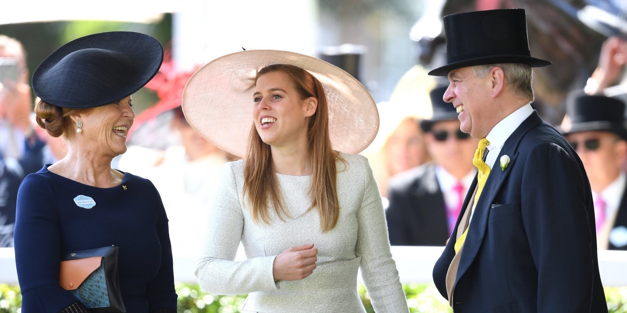 El Príncipe Andrés y Sarah Ferguson dan un paso más en su reconciliación y se van de viaje con la Reina Isabel