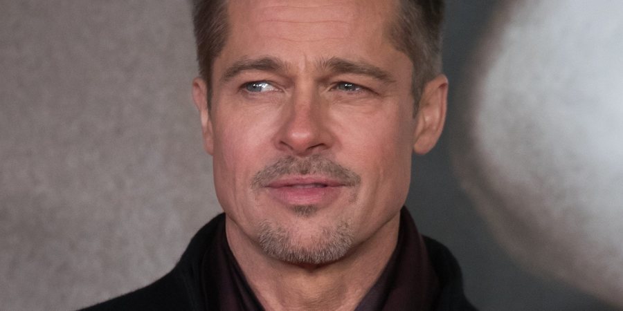 Brad Pitt disfruta de las misas dominicales impartidas por Kanye West