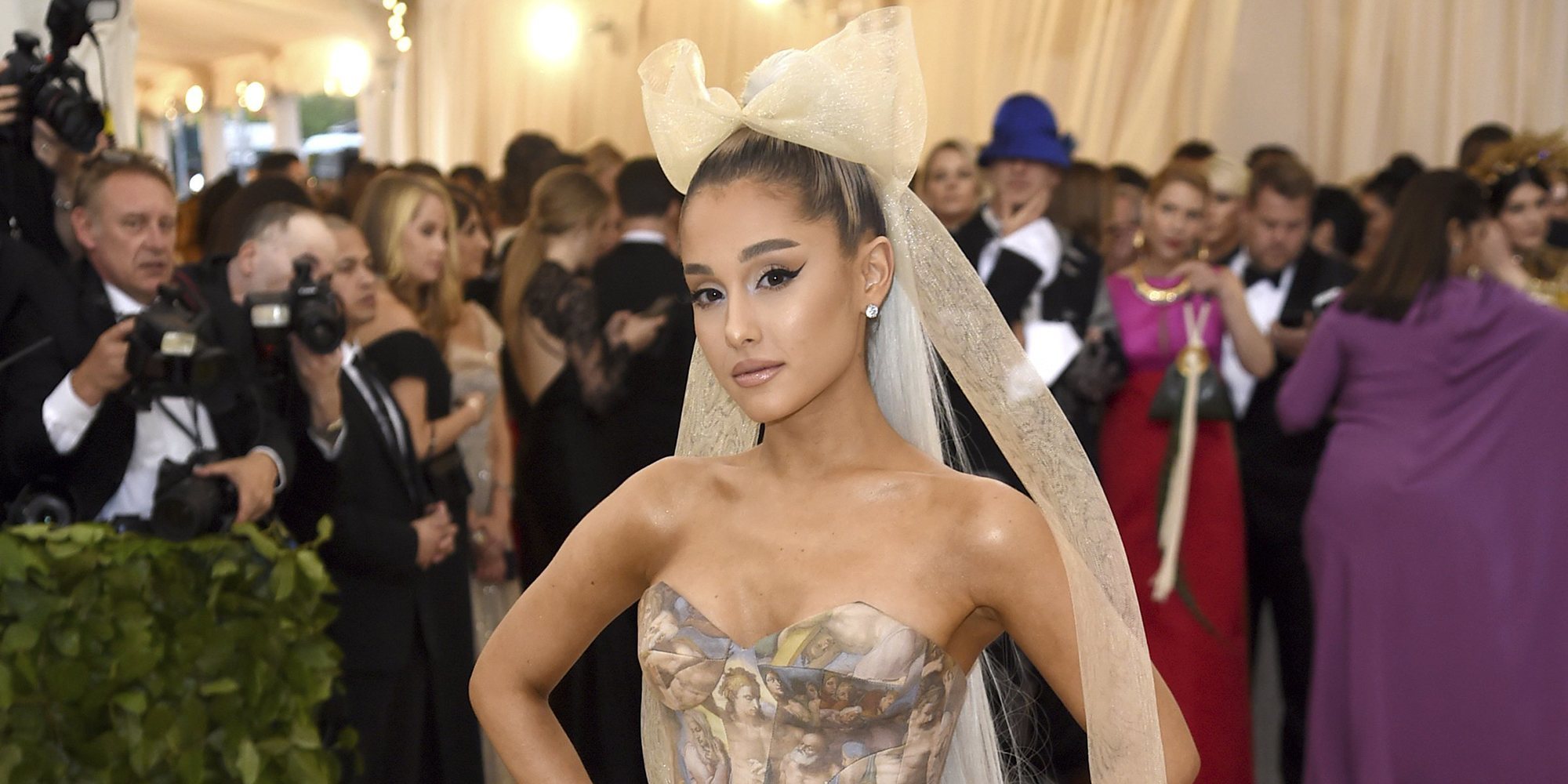 Farrah Moan, de 'RuPaul's Drag Race', acusa a Ariana Grande de copiar su imagen
