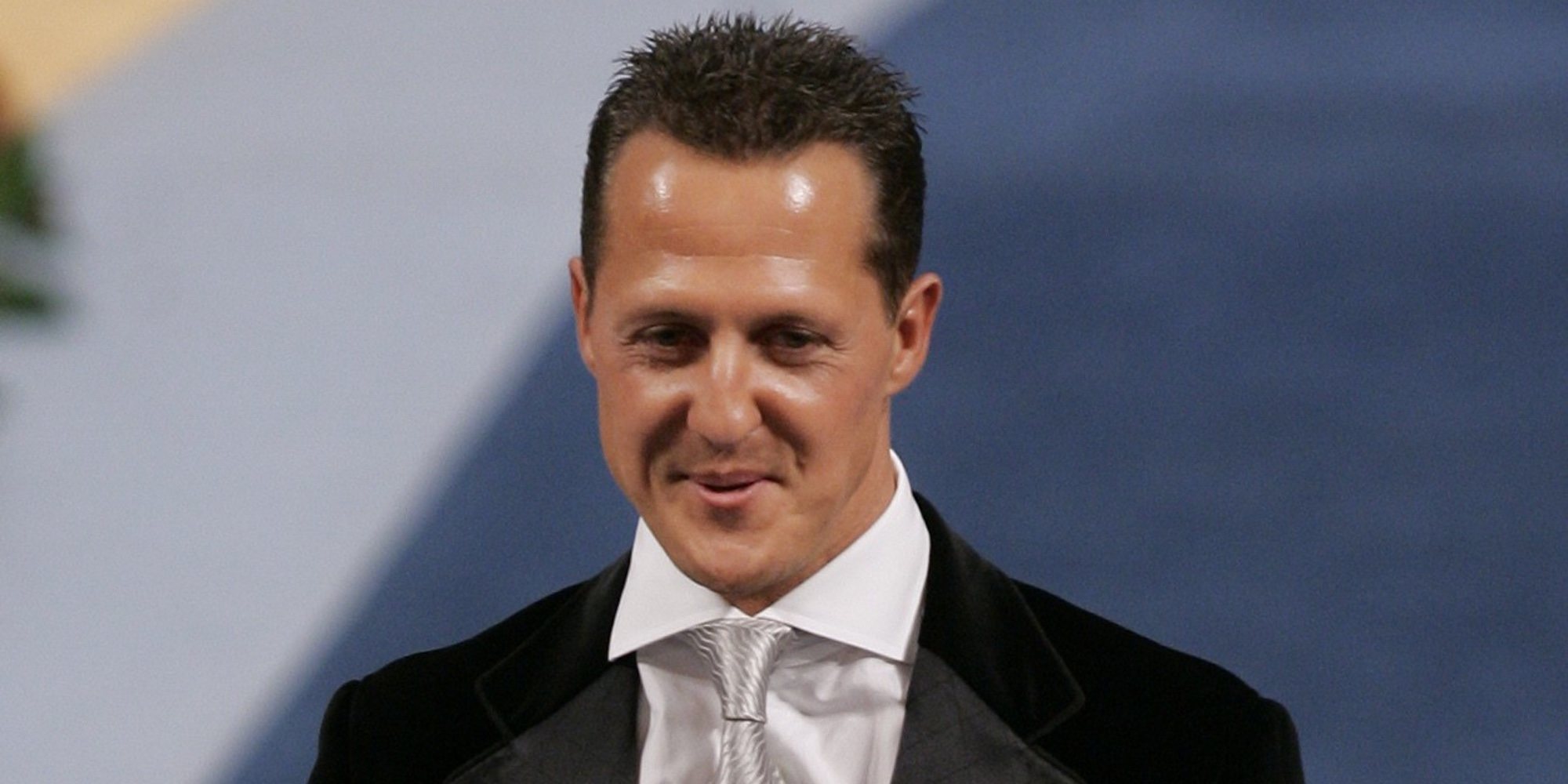 Michael Schumacher ingresa en un hospital de París para recibir un tratamiento experimental