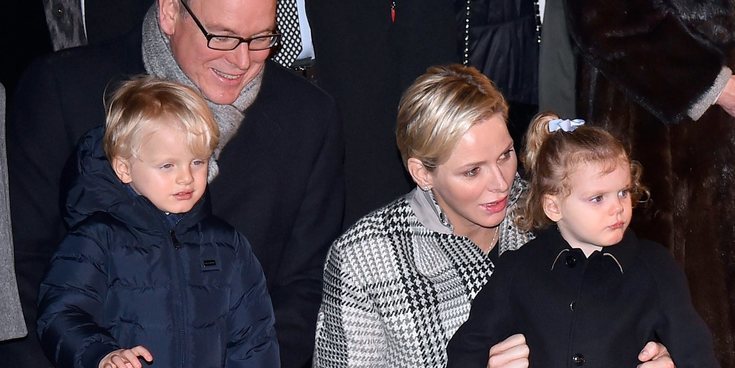 Charlene de Mónaco y sus hijos Jacques y Gabriella se unen a Alberto de Mónaco en Japón tras su ausencia en la entronización