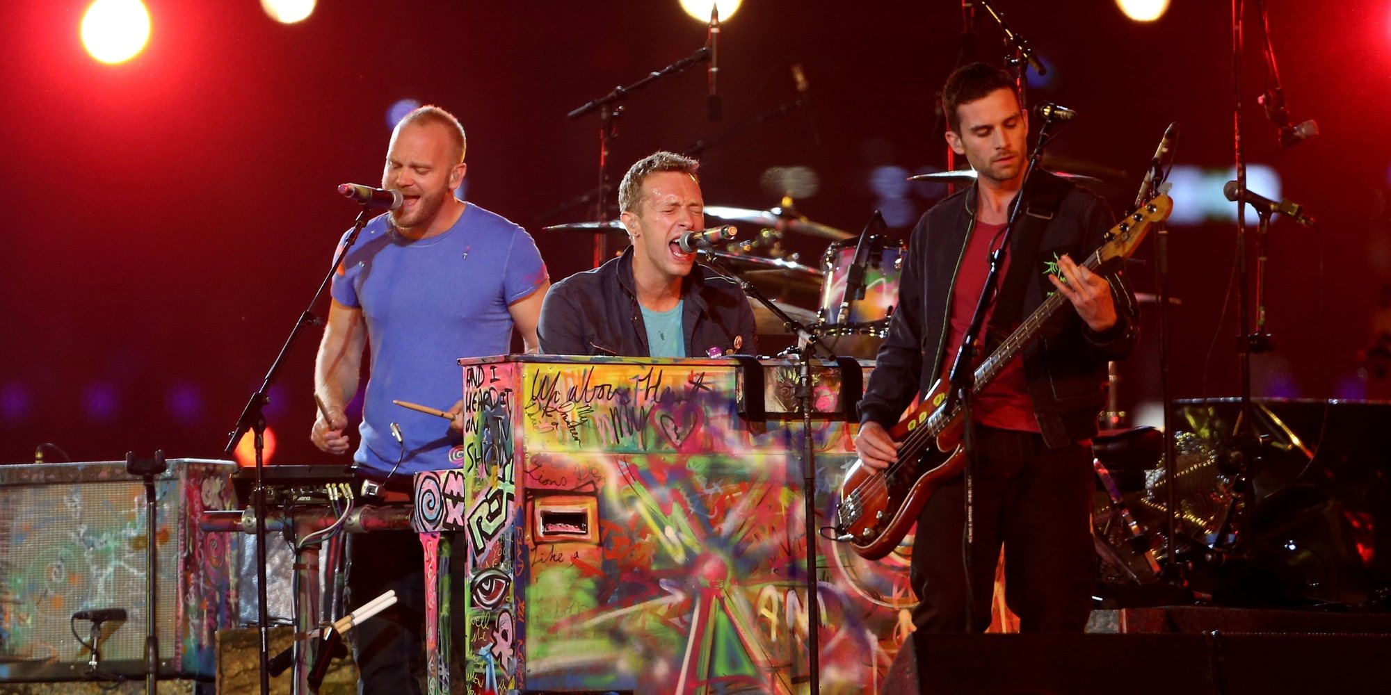 Coldplay no hará gira de su último álbum hasta que sus conciertos no dejen de ser contaminantes