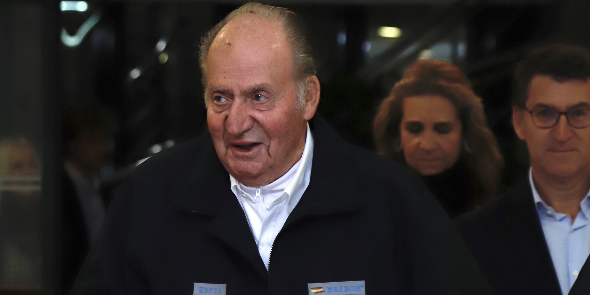 El Rey Juan Carlos viaja a los Emiratos Árabes para animar a Carlos Sainz Jr en el Gran Premio de Fórmula 1
