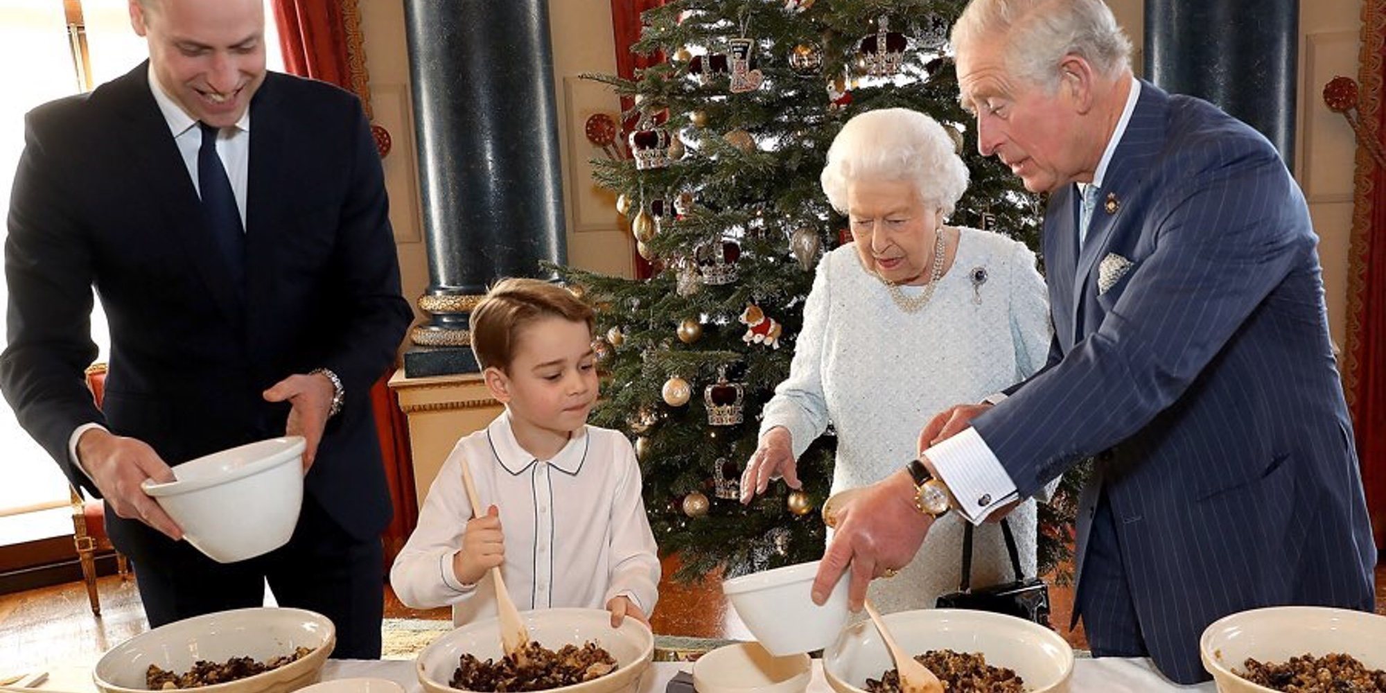 El acertado plan navideño de la Familia Real Británica para mejorar su popularidad en su año más difícil