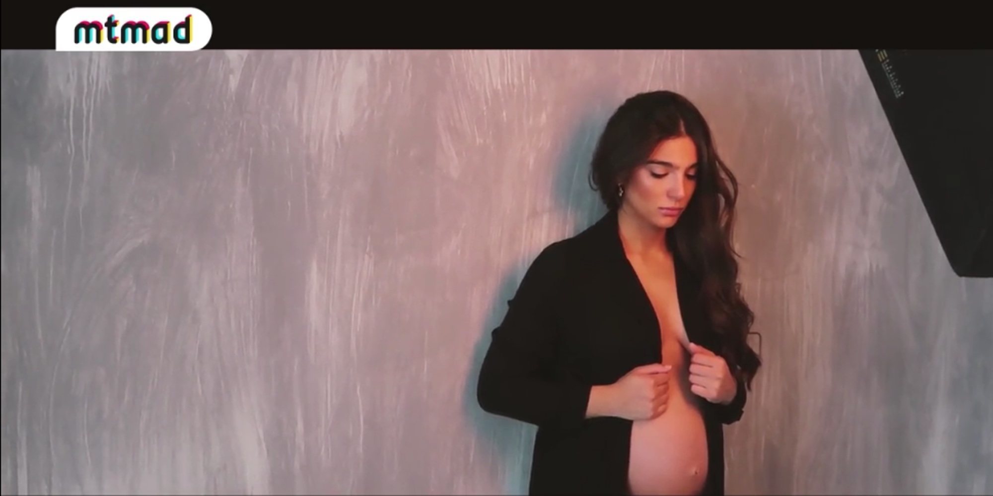 Las fotos más sensuales de Alma Cortés en la recta final de su embarazo