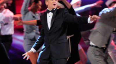 Hugh Jackman, Neil Patrick Harris y Catherine Zeta Jones brillan en los Premios Tony 2011