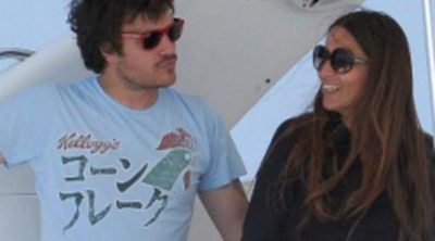 Dani Martín disfruta de su novia, Huga Rey, en Ibiza