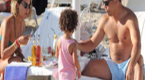 Ronaldo Nazario disfruta de la buena vida en Ibiza con su familia