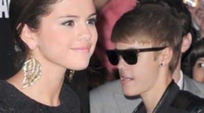 Justin Bieber y Selena Gómez apoyan a Taylor Lautner en el estreno de su nueva película: 'Abduction'
