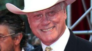 Larry Hagman, JR en 'Dallas' anuncia que padece cáncer