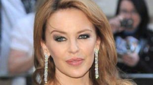 Kylie Minogue disfruta de una agradable velada con Andrés Velencoso tras estrenar 'Holy Motors'