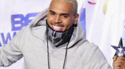 Chris Brown rompe su noviazgo con Karrueche Tran y publica un vídeo hablando de sus sentimientos hacia Rihanna