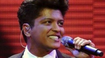 Bruno Mars publica el videoclip oficial de su nuevo single 'Locked Out Of Heaven'