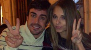 Fernando Alonso y Dasha Kapustina posan juntos y victoriosos en Twitter