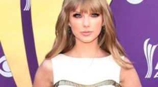 Taylor Swift presenta el videoclip de 'Begin Again', elegido como nuevo single de su disco 'Red'