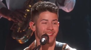 La divertida respuesta de Nick Jonas tras haber actuado en los Grammy 2020 con un perejil entre los dientes