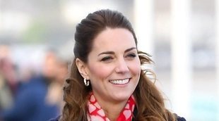 Kate Middleton se disculpa con una niña por no "vestir como una princesa"