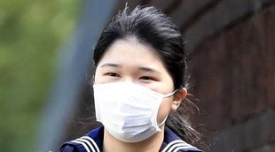 Aiko de Japón se gradúa en plena pandemia