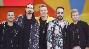 Los Backstreet Boys interpretan una canción con sus hijos