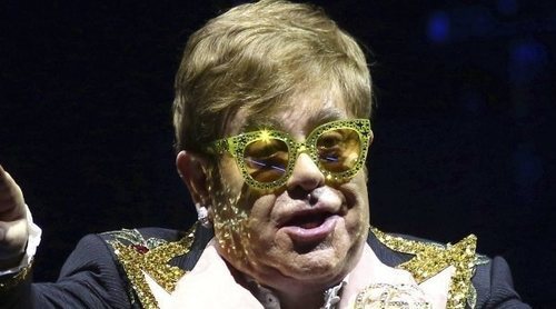 Elton John dona un millón de dólares para la lucha contra el coronavirus de las personas con VIH