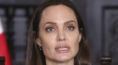 Angelina Jolie dedica una carta a su madre y recuerda su muerte: "Me cambió su marcha"