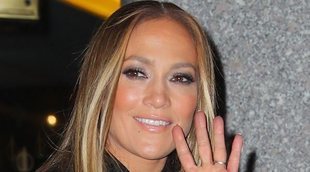 Jennifer Lopez, triste tras posponer su boda por el coronavirus: 