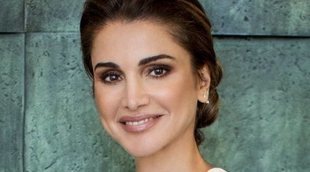 El elegante posado de Rania de Jordania con motivo de su 50 cumpleaños