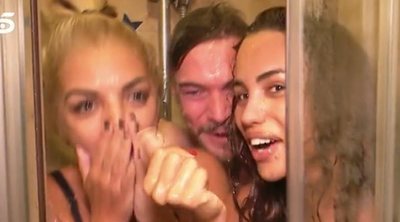 La tórrida ducha de Tony con Cristini y Rebeca en 'La casa fuerte' que ha enfadado a su novia Mayka
