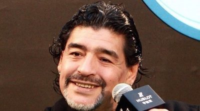 Encontrados varios documentos del médico personal de Maradona con firmas del futbolista que podrían ser falsas
