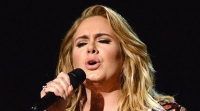 Adele y Simon Konecki obtienen el divorcio dos años después de su ruptura
