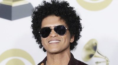 Bruno Mars pide actuar en los Grammy 2021 tras su vuelta a la música después de seis años
