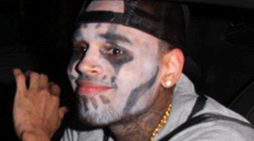 Chris Brown sale a cenar con su exnovia Karrueche Tran para celebrar Halloween