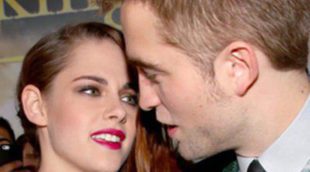 Robert Pattinson y Kristen Stewart, muy cómplices en el estreno de 'Amanecer. Parte 2' en Los Ángeles