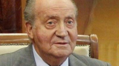 El Rey Juan Carlos seguirá ingresado al menos un día más tras su operación de cadera