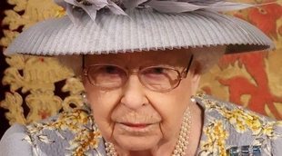 La Reina Isabel preside la Apertura del Parlamento: Corona Imperial, vuelta a Londres y gesto con el Duque de Edimburgo