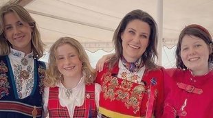 La Casa Real Noruega da su sitio a Marta Luisa de Noruega y sus hijas en el Día Nacional de Noruega 2021