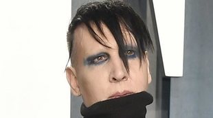 La policía emite una orden de arresto para Marilyn Manson por agredir a una operadora de cámara