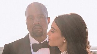 Kim Kardashian 'se casa' de nuevo con Kanye West en pleno proceso de divorcio en el último evento de 'Donda'