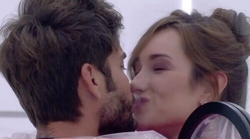 El romántico reencuentro de Adara Molinero y Rodri Fuertes en 'Secret Story': 'Quiero todo contigo'