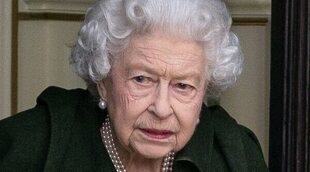 La Reina Isabel reconoce por primera vez en público sus problemas de movilidad