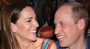 El Príncipe Guillermo y Kate Middleton, de bucear en Belice a jugar al fútbol y tocar el bongó en Jamaica