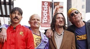 Los Red Hot Chili Peppers reciben su estrella en el Paseo de la Fama