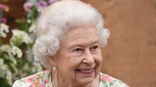 La Reina Isabel celebra su 96 cumpleaños con una foto presente, otra del pasado y en un lugar muy especial