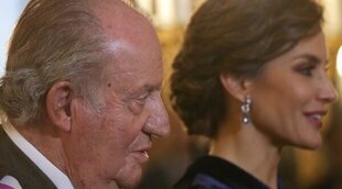 Las versiones contrarias sobre cómo fue el reencuentro entre el Reina Letizia y el Rey Juan Carlos en La Zarzuela