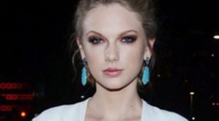 Taylor Swift reaparece en los People's Choice Awards 2013 tras su ruptura con Harry Styles