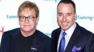 Elton John y David Furnish desvelan el nombre de su segundo hijo: Elijah Joseph Daniel